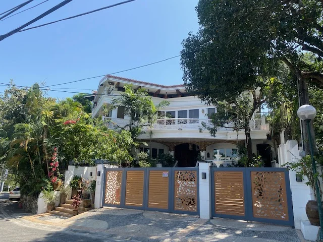 5 Bedroom House & Lot for Sale in Ayala Alabang Village