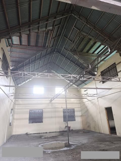 1,000 sqm Warehouse for Rent in Quezon City (OB776)