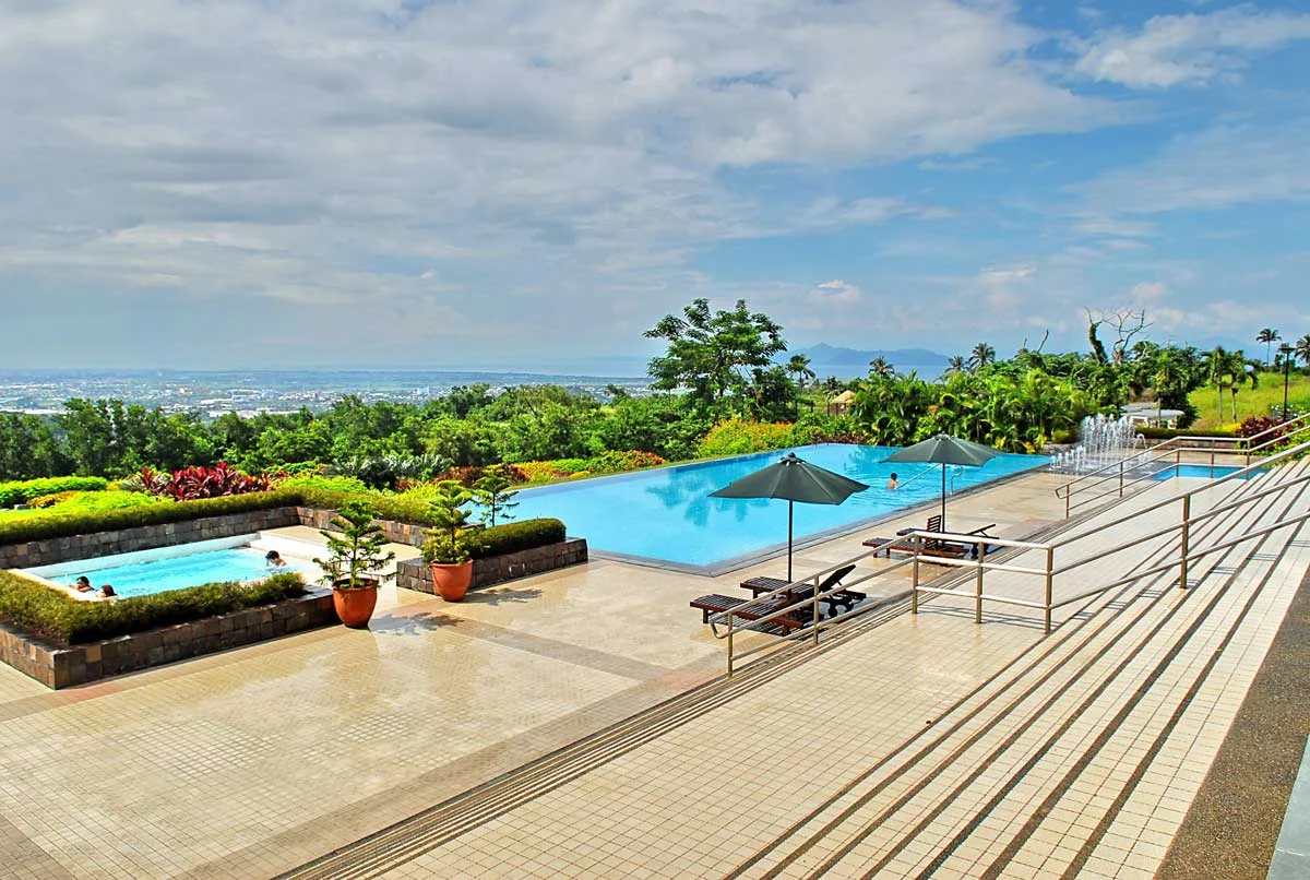 Lot for Sale in Ayala Greenfields Estate