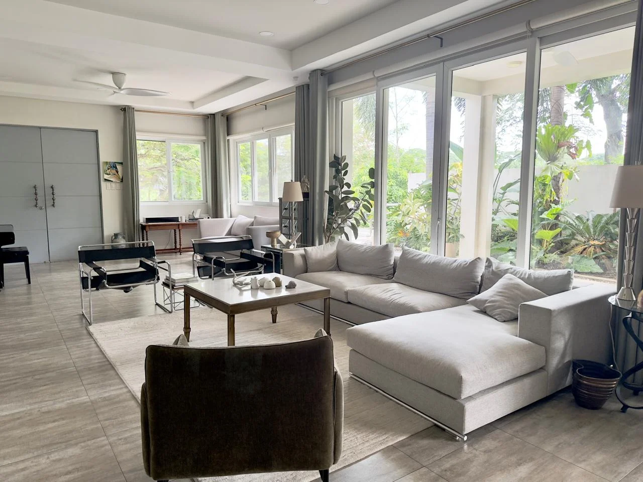 4 Bedroom House & Lot for Sale in Ayala Southvale Primera