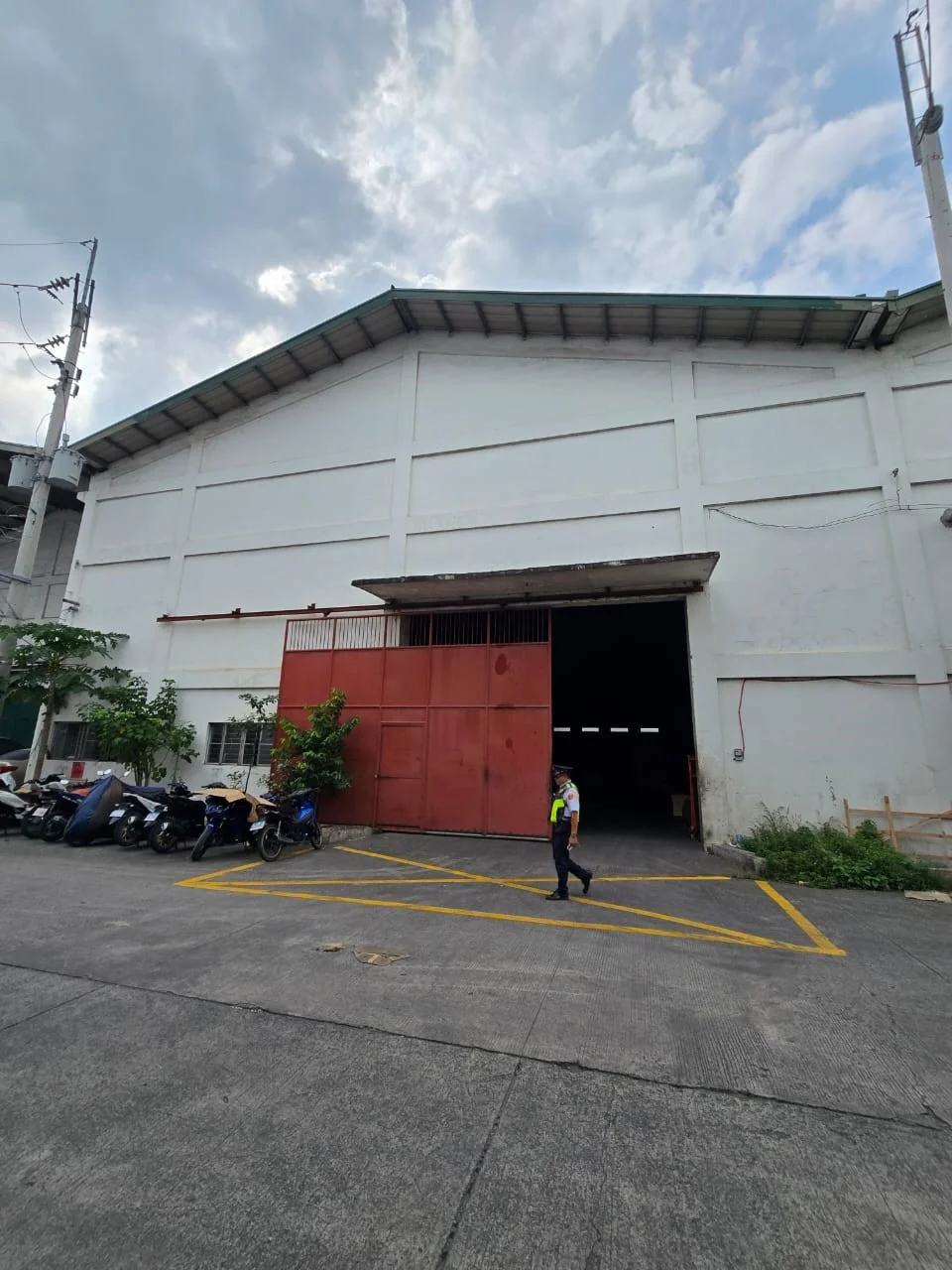 Guiguinto Bulacan Warehouse | 1898sqm Warehouse for Rent in Bulacan