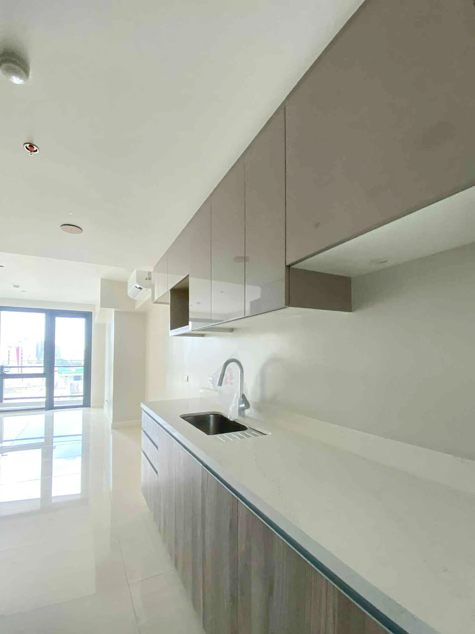 The Empress - Studio Condo For Sale in Pasig City