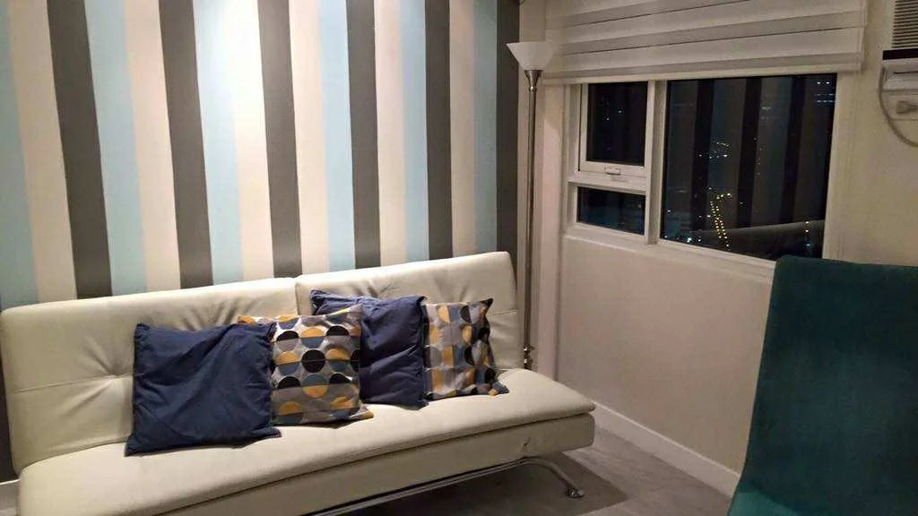 The Pearl Place - 2-Bedroom Condo For Sale in Pasig City