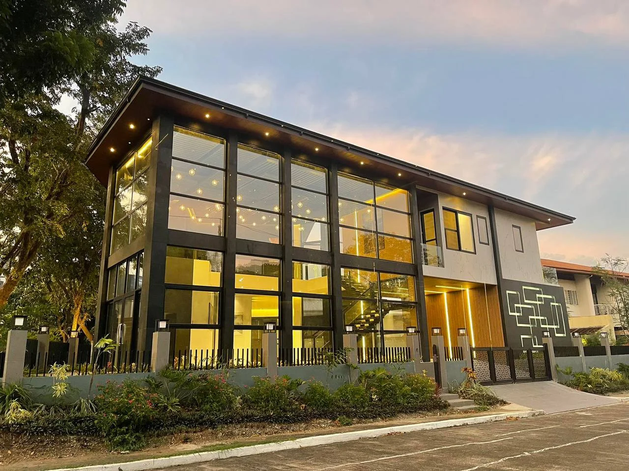 4 Bedroom House & Lot for Sale in Tierra Nueva