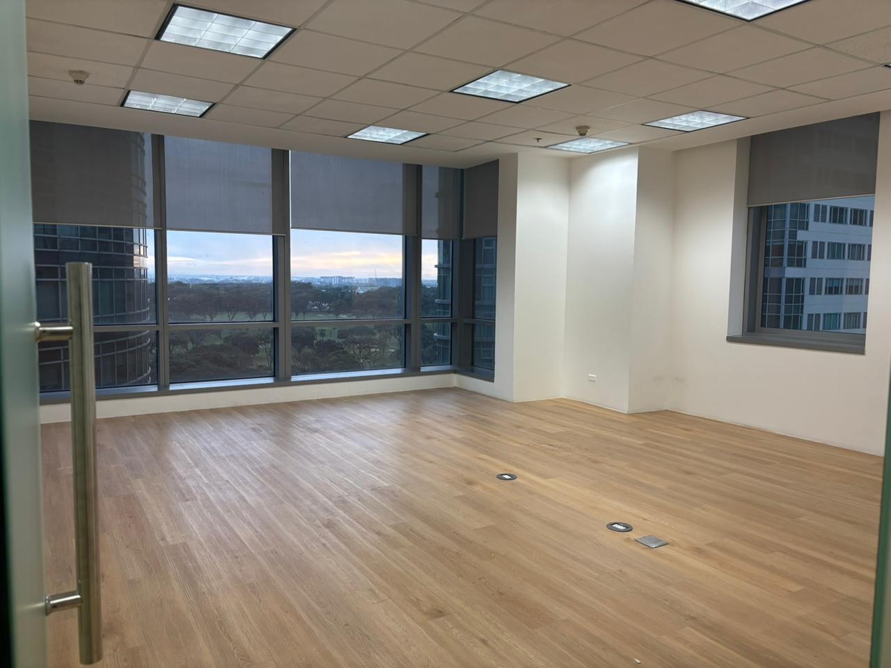 Affordable Office Space in BGC with Minor Improvements and 24/7 Accessibility for Lease