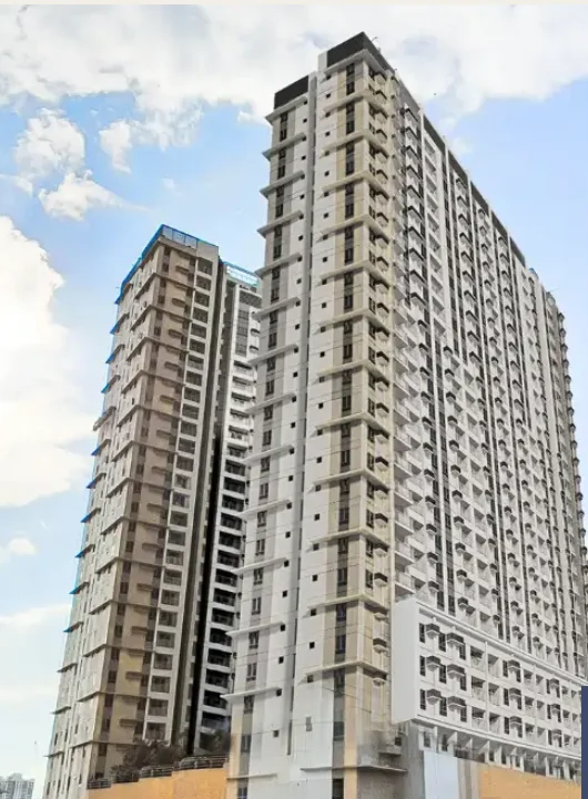 2 Bedroom Condominium for Sale in The Vantage