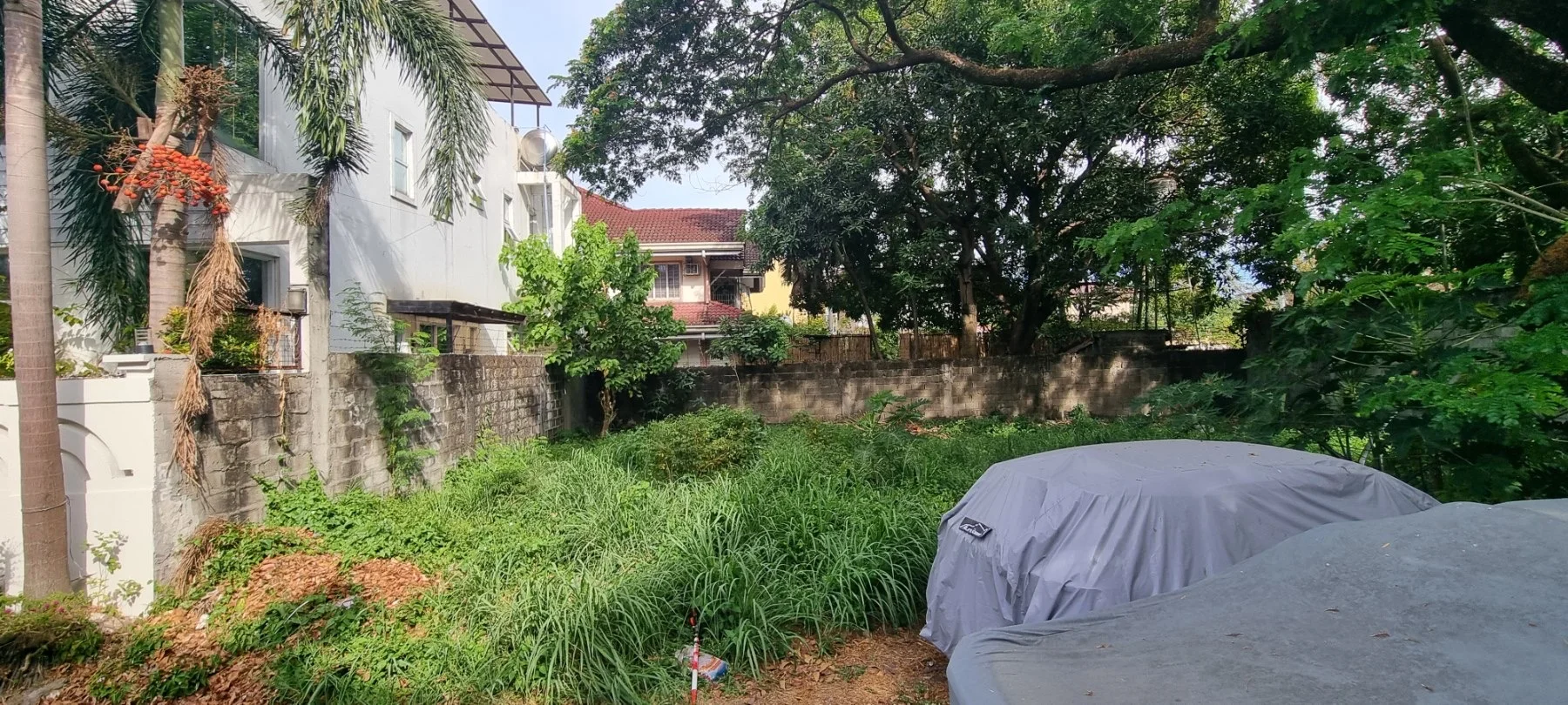 Lot for Sale in Multinational Village