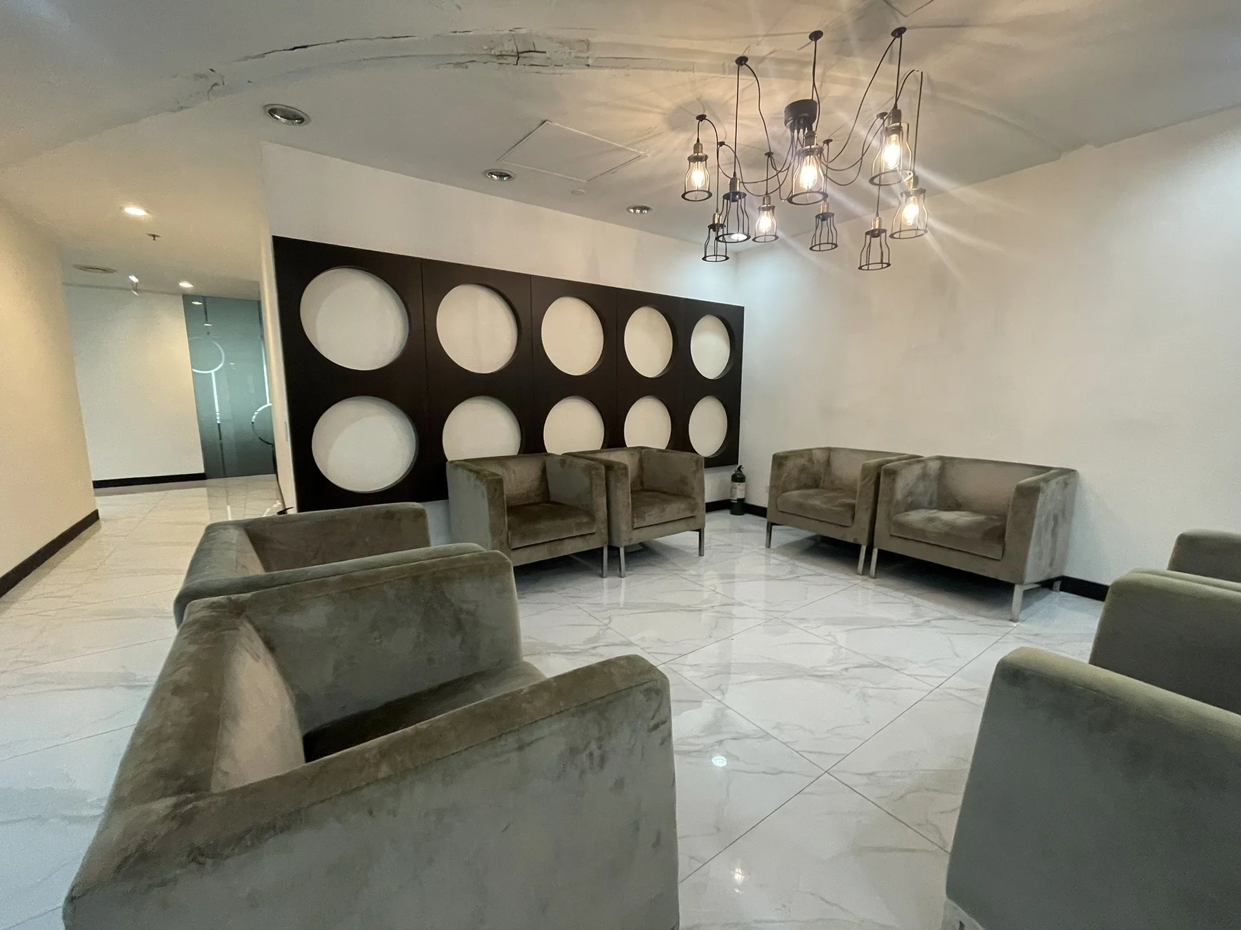 Office Space for Rent in Robinsons Summit Center