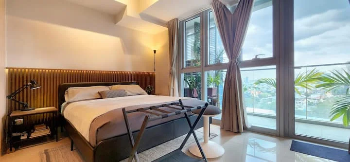 1 Bedroom Condominium for Sale in Uptown Parksuites