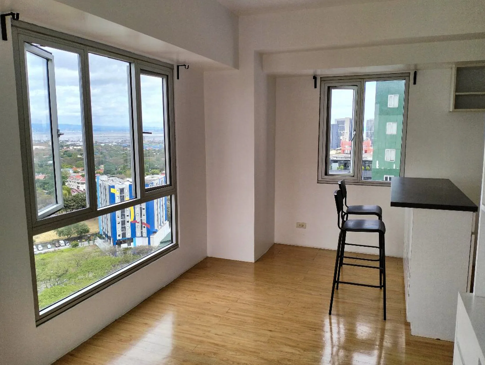 Avida Towers Alabang | 2BR 53sqm Condo for Rent in Muntinlupa City