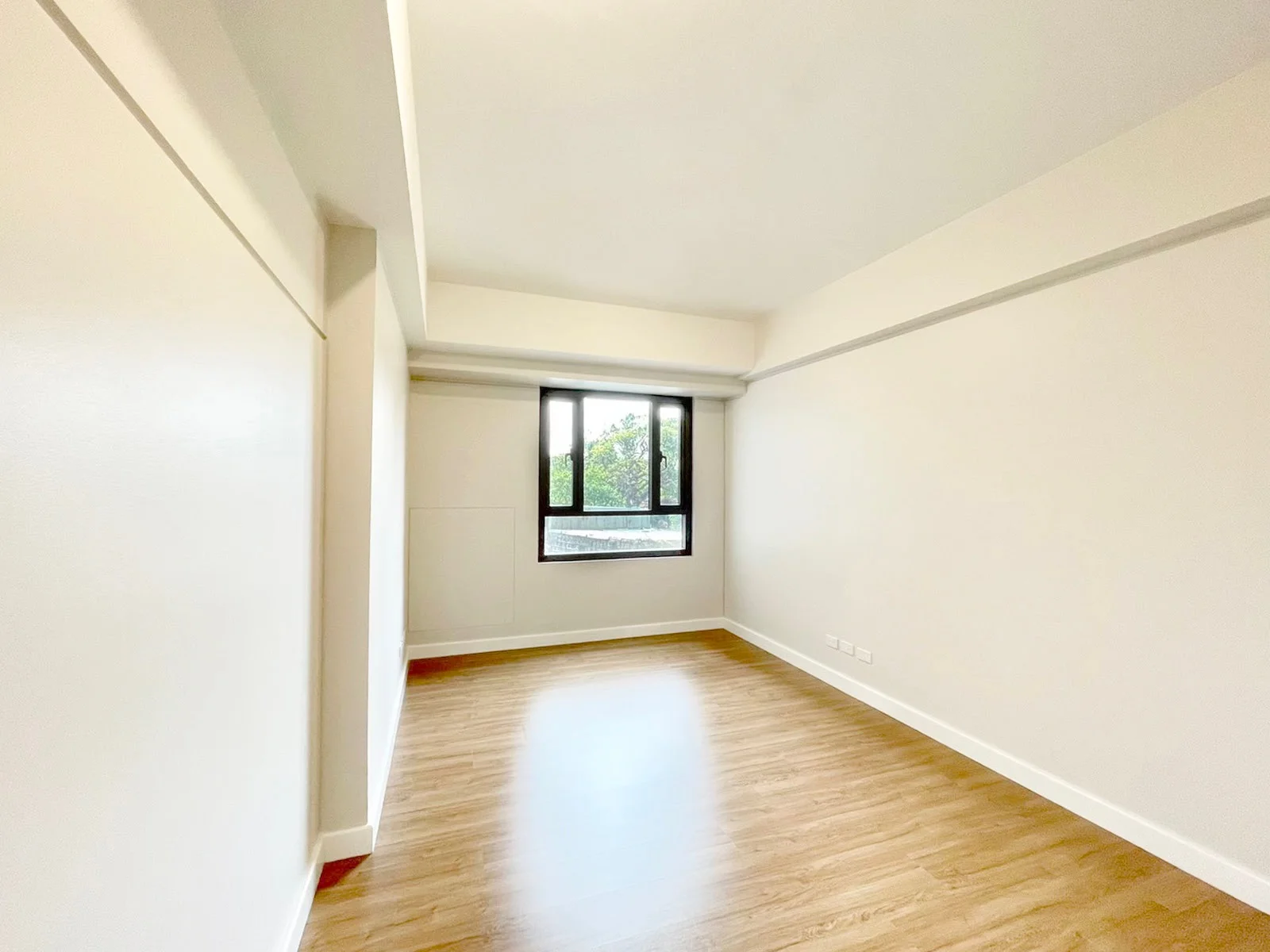 Condominium for Sale in The Arton By Rockwell