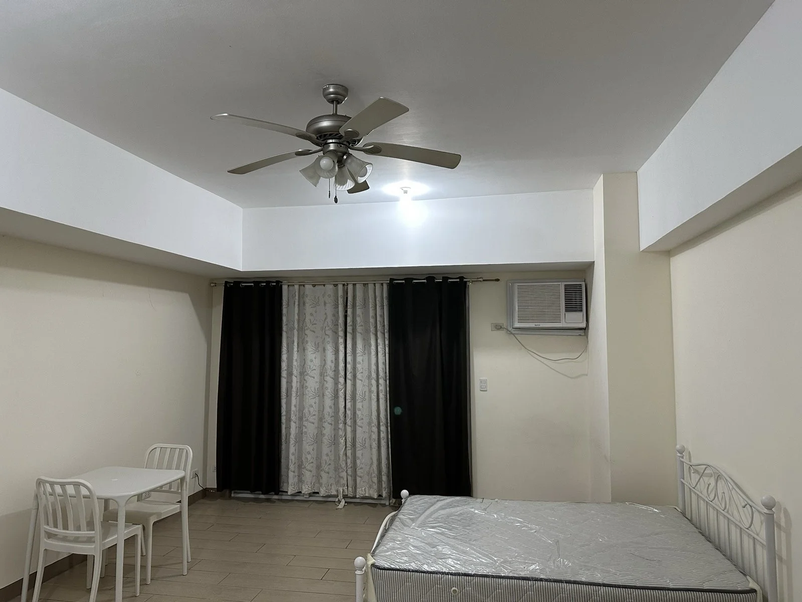 Condominium for Sale in Venice Luxury Residences