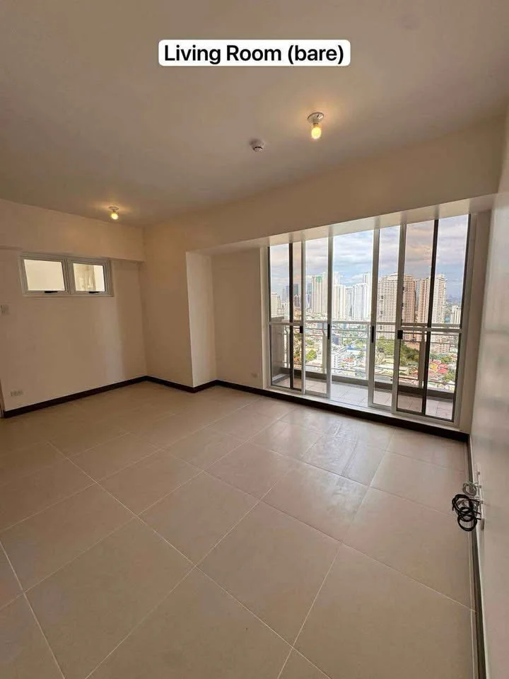 Allegra Garden Place - 3-Bedroom Condo For Sale in Pasig City