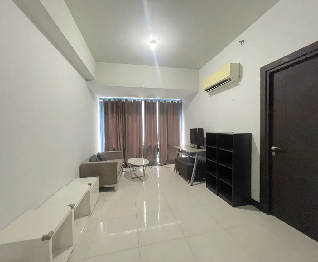 Two Central | 1BR 59sqm Condo for Sale in Makati City